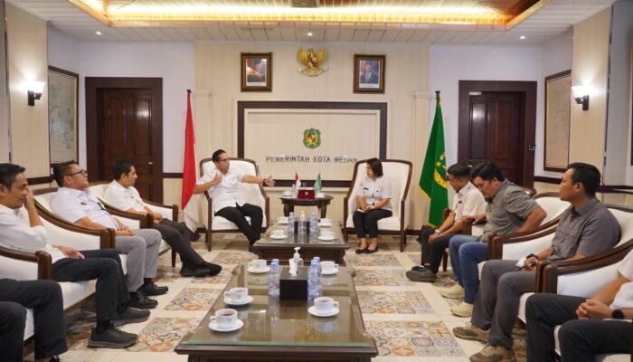 Rico Waas Dorong Percepatan Kampung Nelayan Merah Putih di Medan