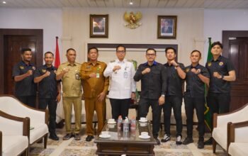 Wali Kota Medan Rico Tri Putra Bayu Waas menerima audiensi pengurus Garda Pemuda NasDem Medan di Balai Kota