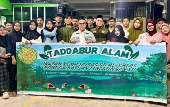 Remaja Masjid Al Ikhlas Pondok Batuan mengikuti kegiatan Tadabbur Alam