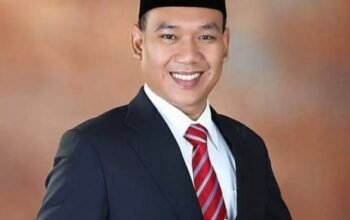 Sutrisno Pangaribuan mengkritik KPK terkait penetapan delapan tersangka kasus korupsi proyek jalan Sumut