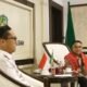Wali Kota Medan Rico Waas menerima panitia penabalan marga di Balai Kota Medan.